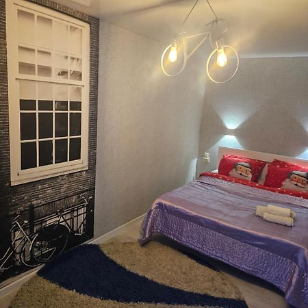 Apartament Амстердам Krzemieńczuk Zewnętrze zdjęcie